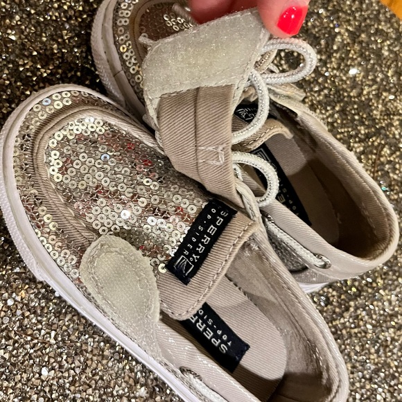 Sperry Topsider Bahama Jr. toddler silver sequin boat shoe - Picture 2 of 5